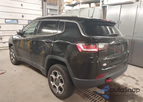 2022 Jeep Compass Trailhawk 4X4 z USA, uszkodzony, nr VIN 3C4NJDDB6NT100765